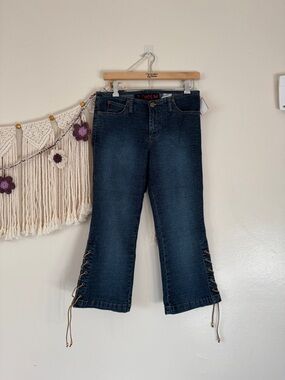 Mudd Dark Lace-Up Capris
